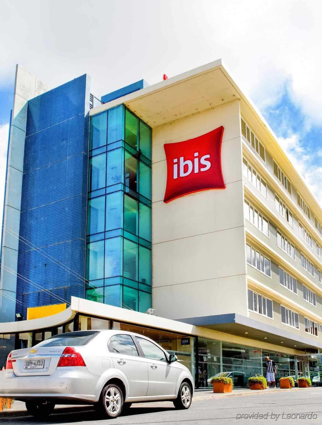 Hotel ibis Montevideo Rambla Exterior foto